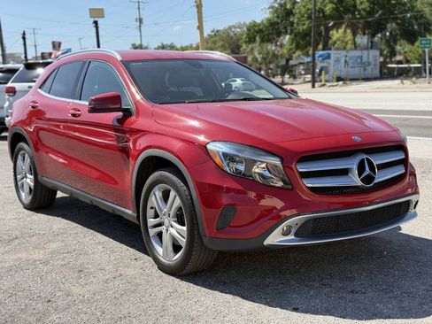 Used 2015 Mercedes-Benz GLA 250 4MATIC image 9
