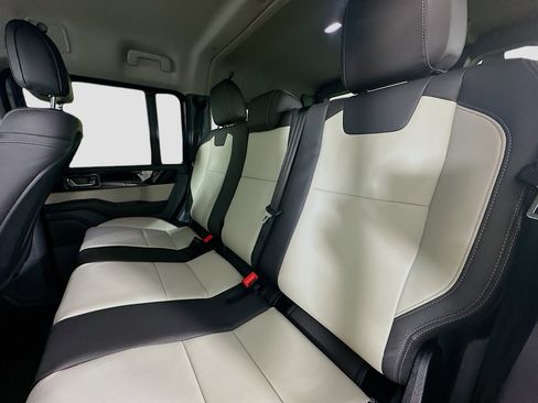 New 2025 INEOS Grenadier Fieldmaster Edition image 37