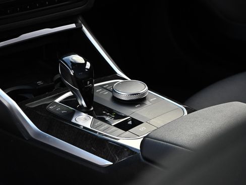 Used 2021 BMW M340i w/ Driving Assistance Package image 22