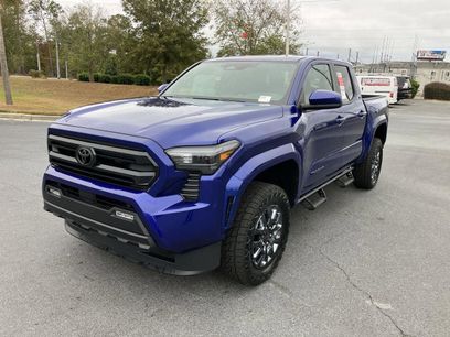 New 2025 Toyota Tacoma SR5