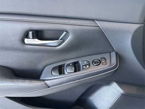 Used 2022 Nissan Sentra SV image 20