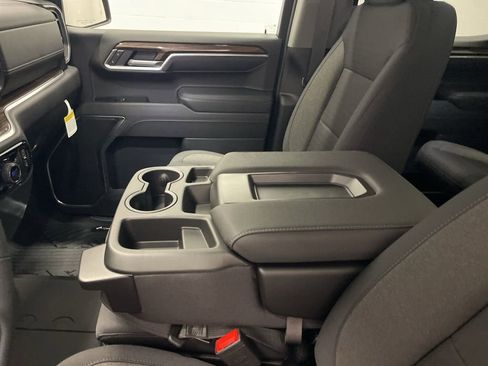 New 2026 Chevrolet Silverado 1500 RST AWD/4WD image 18