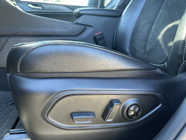 Used 2024 Jeep Grand Cherokee Altitude AWD/4WD image 23