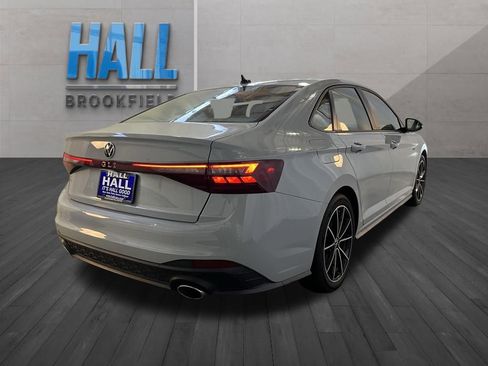 Used 2025 Volkswagen Jetta GLI Autobahn image 6