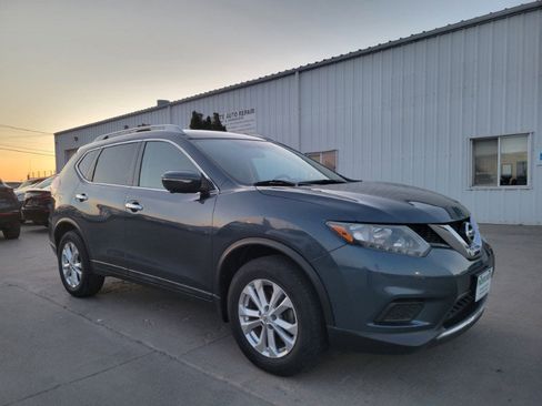 Used 2014 Nissan Rogue SV w/ SV Premium Package AWD/4WD image 1