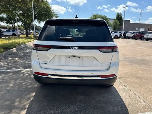 Used 2023 Jeep Grand Cherokee 4WD 4xe w/ Luxury Tech Group II image 7