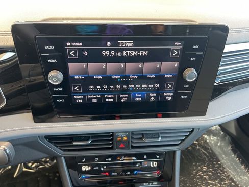 New 2025 Volkswagen Jetta SEL image 18