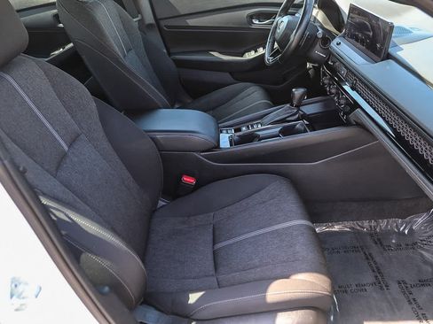 Used 2023 Honda Accord Sport image 15