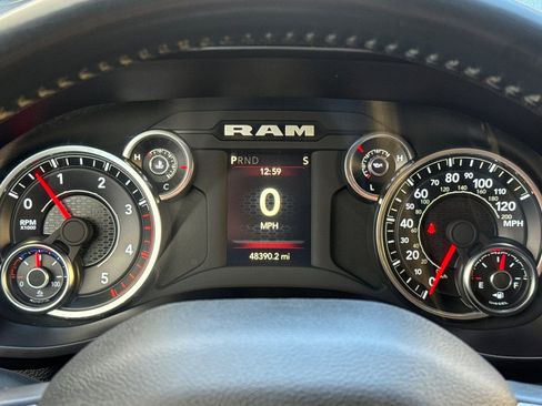 Used 2024 RAM 2500 Big Horn AWD/4WD image 37