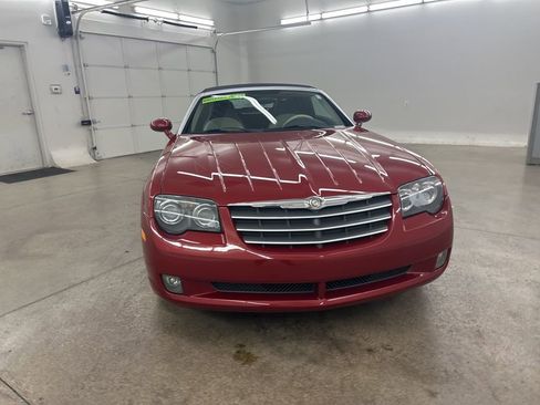 Used 2005 Chrysler Crossfire Limited image 4