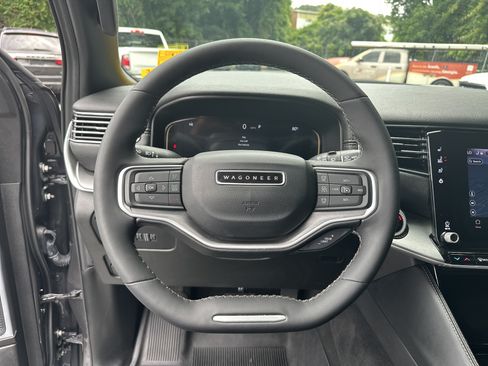 Used 2025 Jeep Wagoneer 2WD w/ Mopar Step-Up Package image 27