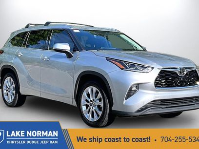 Used 2021 Toyota Highlander Limited