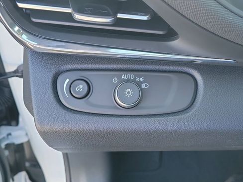 New 2026 Buick Envista Sport Touring w/ Convenience I Package FWD image 21