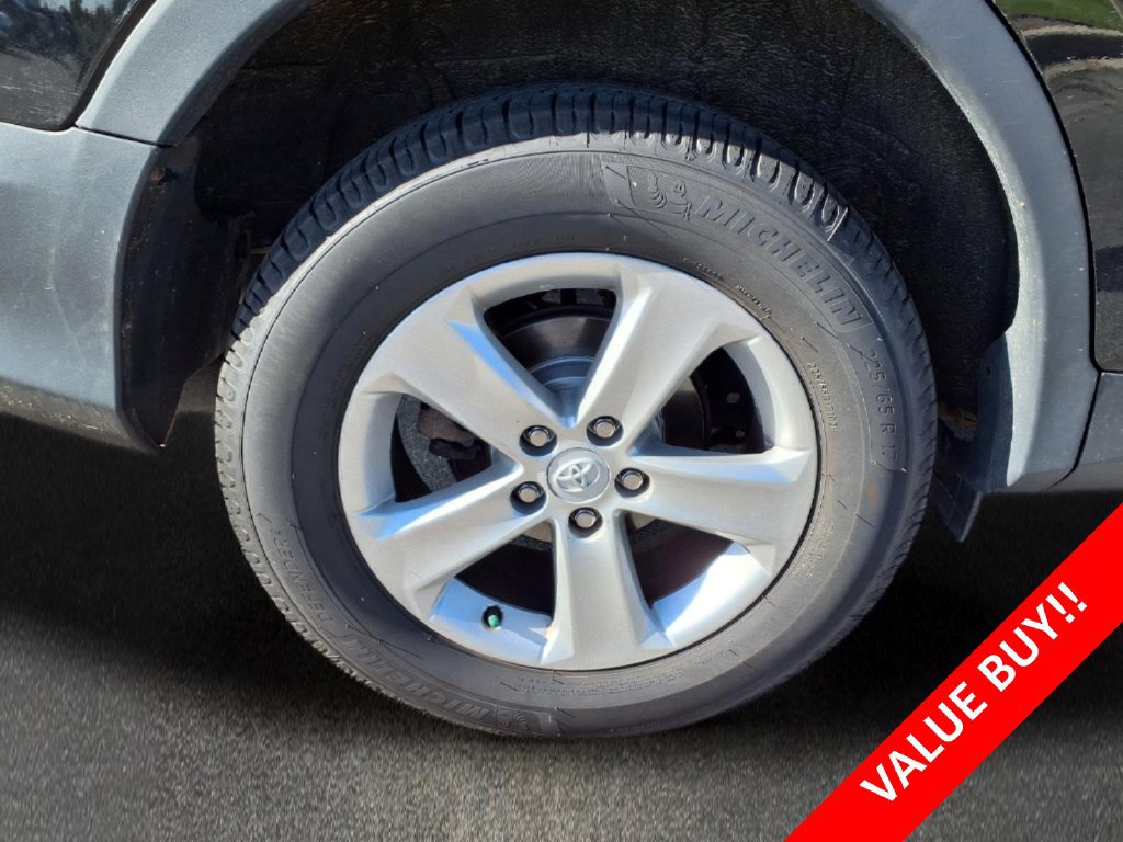 Used 2013 Toyota RAV4 XLE AWD/4WD image 28