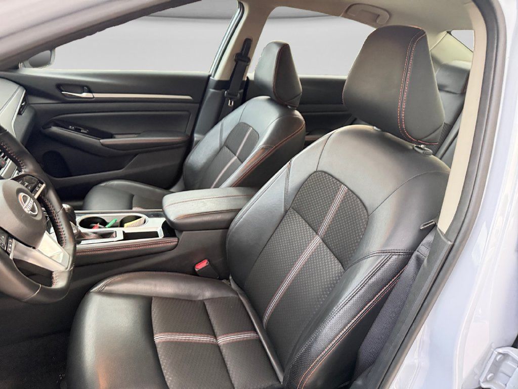 Used 2025 Nissan Altima 2.5 SR FWD image 20