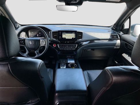 Used 2025 Honda Passport Black Edition image 24