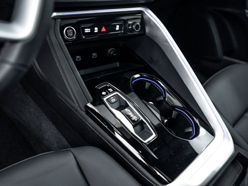 Certified 2025 Audi Q5 Premium Plus w/ Premium Plus AWD/4WD image 11