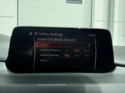 Used 2017 MAZDA CX-5 Touring w/ Preferred Equipment Package FWD image 37