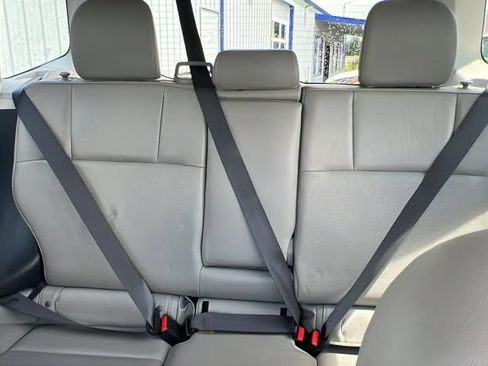 Used 2015 Subaru Forester 2.5i Touring AWD/4WD image 16