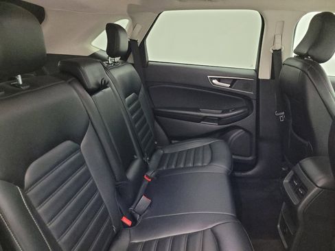 Used 2024 Ford Edge SEL image 19