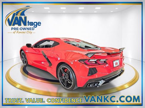 Used 2024 Chevrolet Corvette Stingray Preferred Cpe w/ Z51 Performance Package RWD image 9