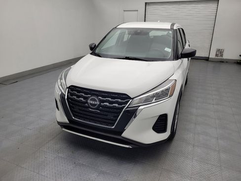 Used 2022 Nissan Kicks S image 15