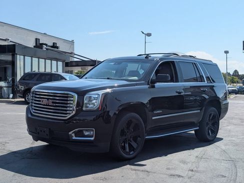 Used 2018 GMC Yukon SLT w/ Premium Edition image 8