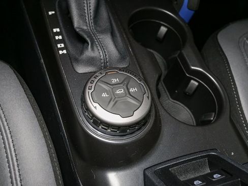 Used 2024 Ford Bronco Black Diamond image 25