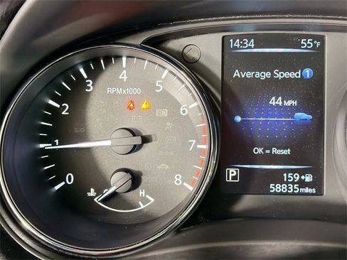 Used 2017 Nissan Rogue SL image 12