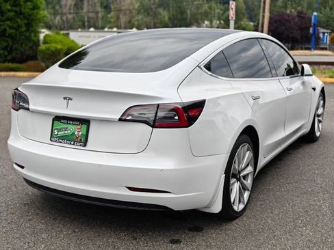 Used 2019 Tesla Model 3 Mid Range image 8