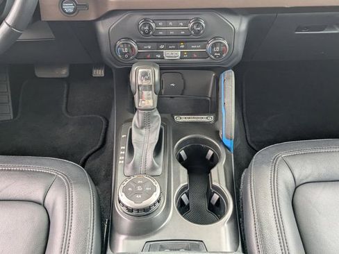Used 2023 Ford Bronco Outer Banks AWD/4WD image 17