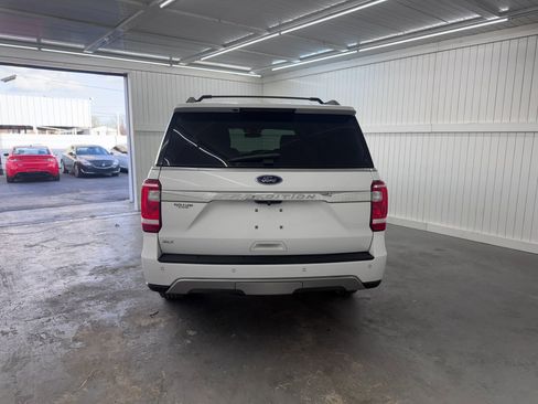Used 2018 Ford Expedition XLT w/ Cargo Package image 6