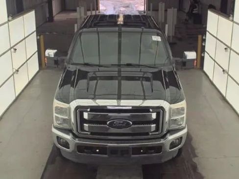 Used 2015 Ford F250 Lariat w/ Lariat Ultimate Package image 3