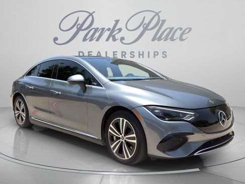 Used 2023 Mercedes-Benz EQE 500 4MATIC Sedan w/ Exclusive Trim Package image 7