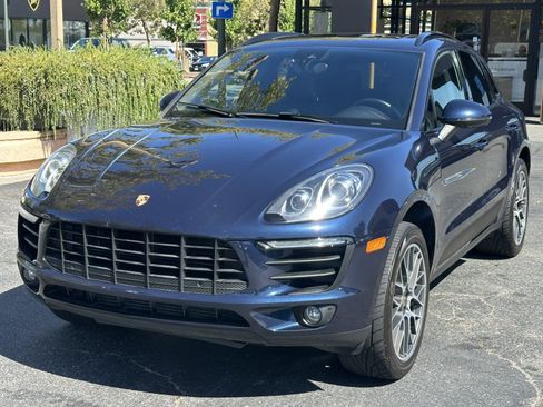Used 2017 Porsche Macan AWD/4WD image 5