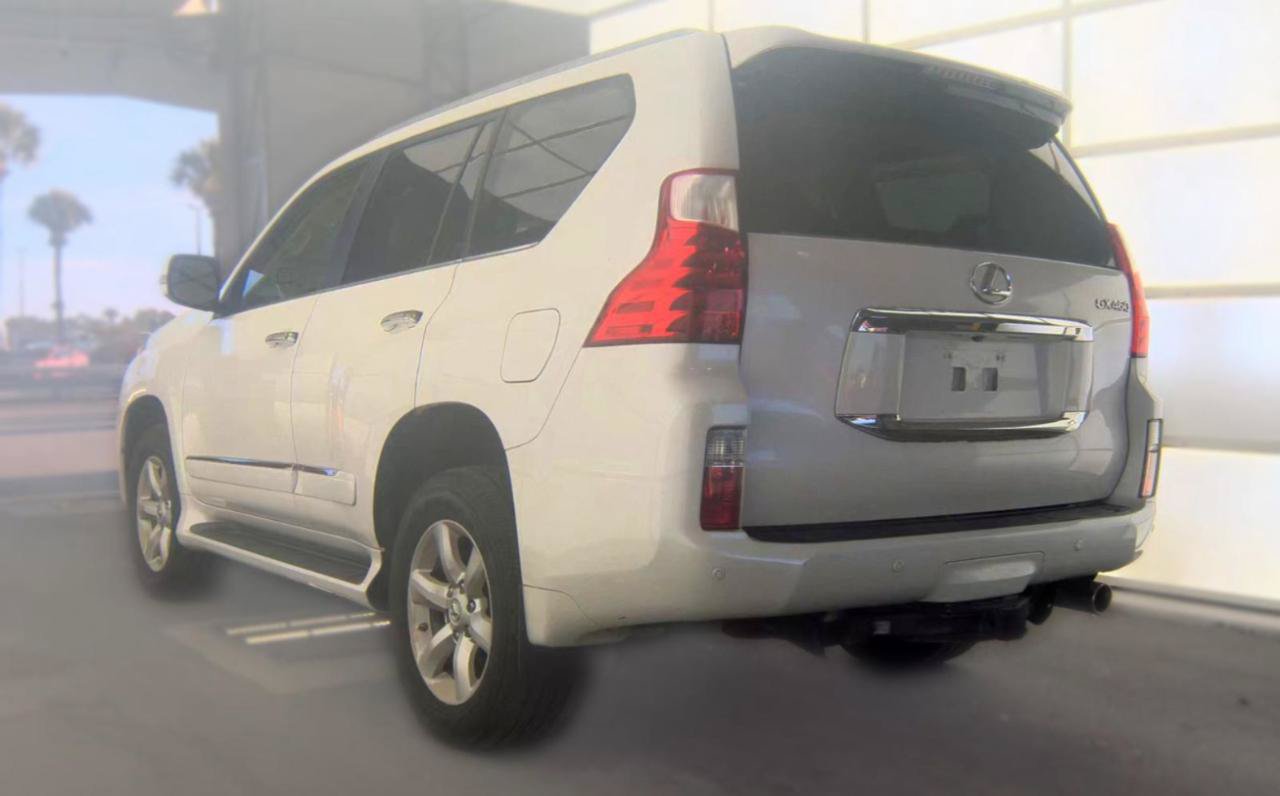 Used 2013 Lexus GX 460 w/ Comfort Plus Pkg AWD/4WD image 8