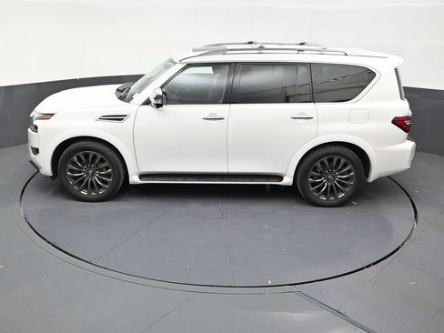 Used 2023 Nissan Armada Platinum w/ Captain's Chairs Package RWD image 13