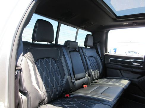 Used 2025 RAM 1500 Big Horn AWD/4WD image 23