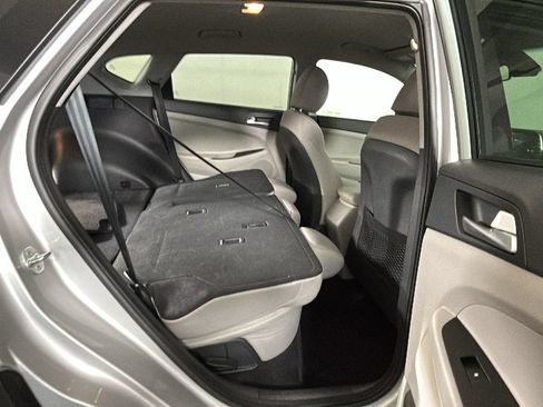 Used 2021 Hyundai Tucson SE FWD image 34