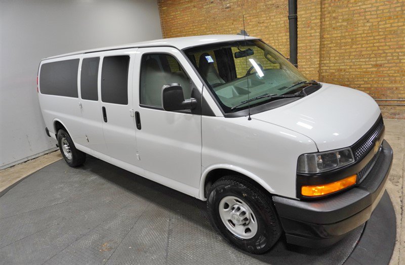 Used 2019 Chevrolet Express 3500 LS RWD image 7