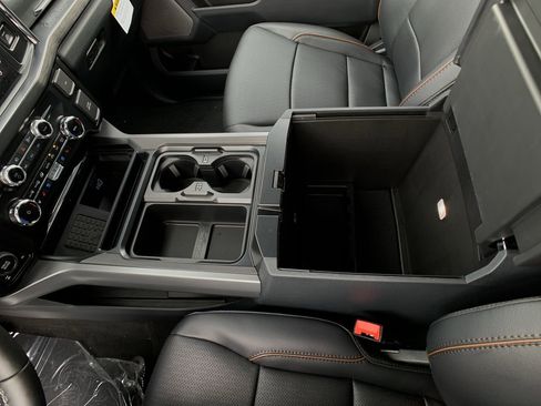 New 2026 Ford F250 Lariat w/ FX4 Off-Road Package image 38