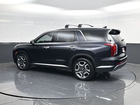 Used 2024 Hyundai Palisade Limited FWD image 5