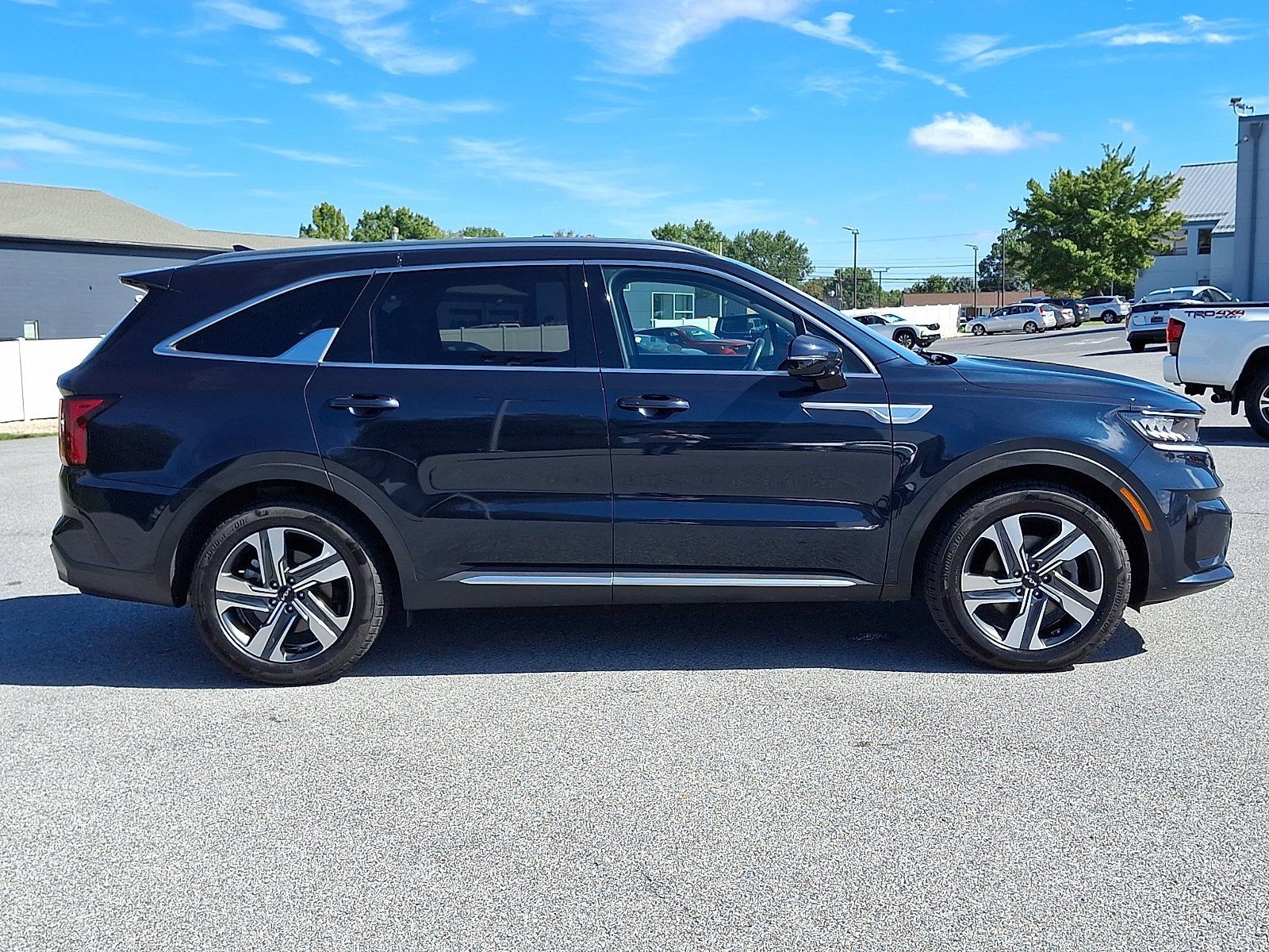 Used 2023 Kia Sorento EX AWD/4WD image 8