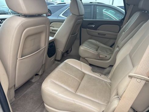 Used 2009 Chevrolet Tahoe LT image 6
