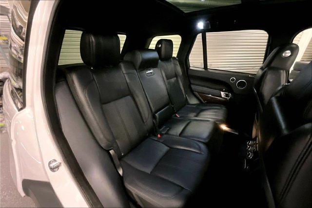 Used 2016 Land Rover Range Rover Supercharged AWD/4WD image 16