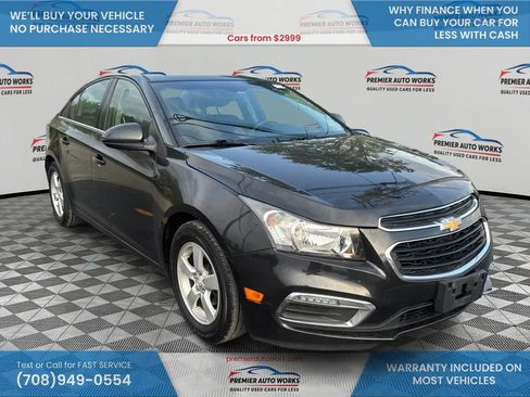 Used 2015 Chevrolet Cruze LT image 3