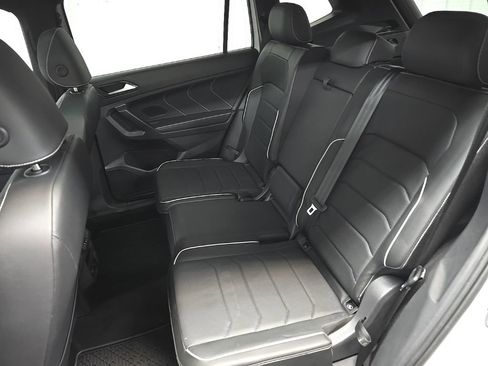 Used 2023 Volkswagen Tiguan SEL R-Line AWD/4WD image 32