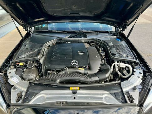 Used 2021 Mercedes-Benz C 300 4MATIC Sedan image 11