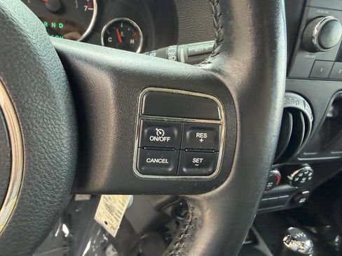Used 2012 Jeep Wrangler Sport AWD/4WD image 23