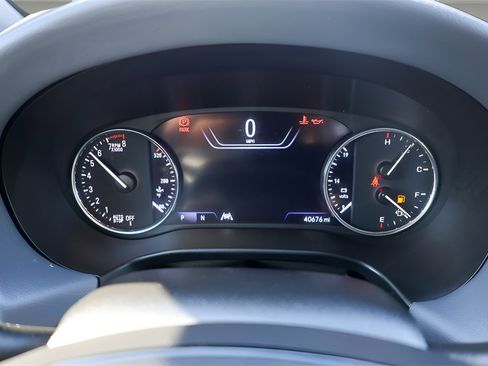 Used 2024 Buick Enclave Premium image 23